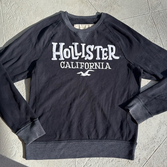Y2K Hollister Raised Letter Crewneck Sweatshirt - Picture 1 of 8